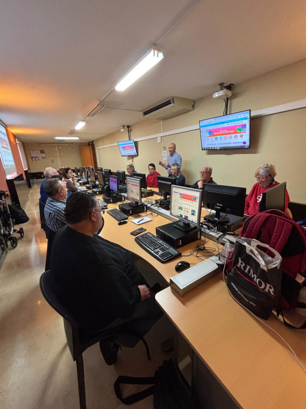 Taller redes sociales|Taller xarxes socials