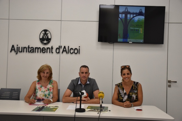 Foto de la roda de premsa Aplec Excursionista