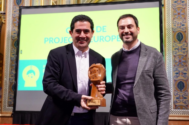 Toni Francés arreplega el Premi Bon Govern a València 2023