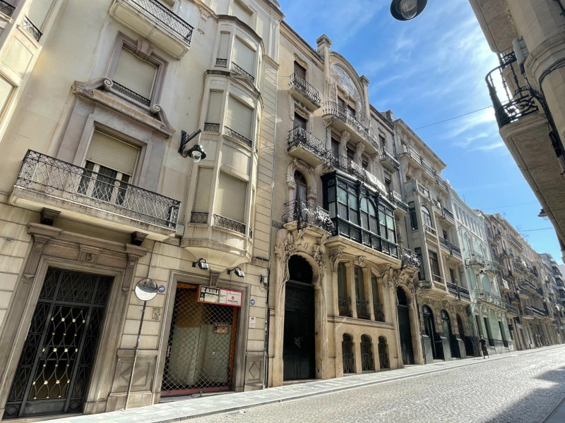 Façanes en el carrer Sant Nicolau