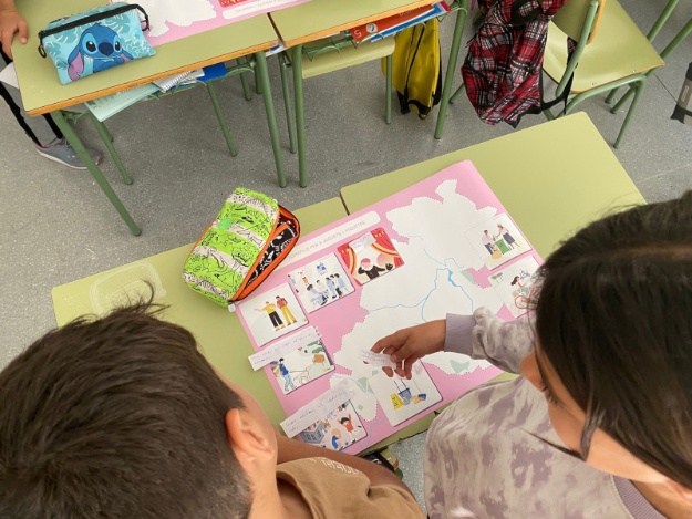 Niños participando en los presupuestos de la infancia