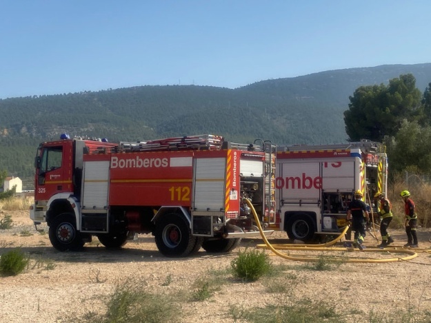 Bomberos en un incendio