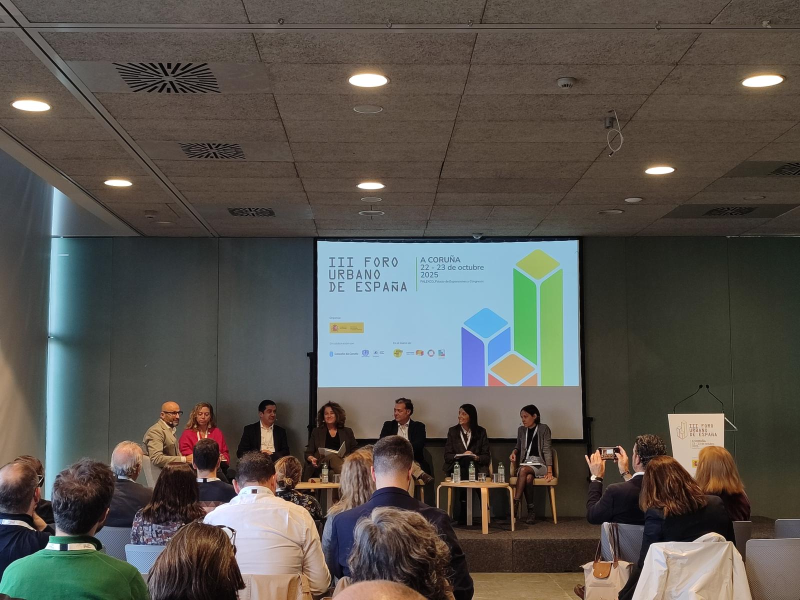 L'alcalde d'Alcoi participa al foro urbà a A Corunya