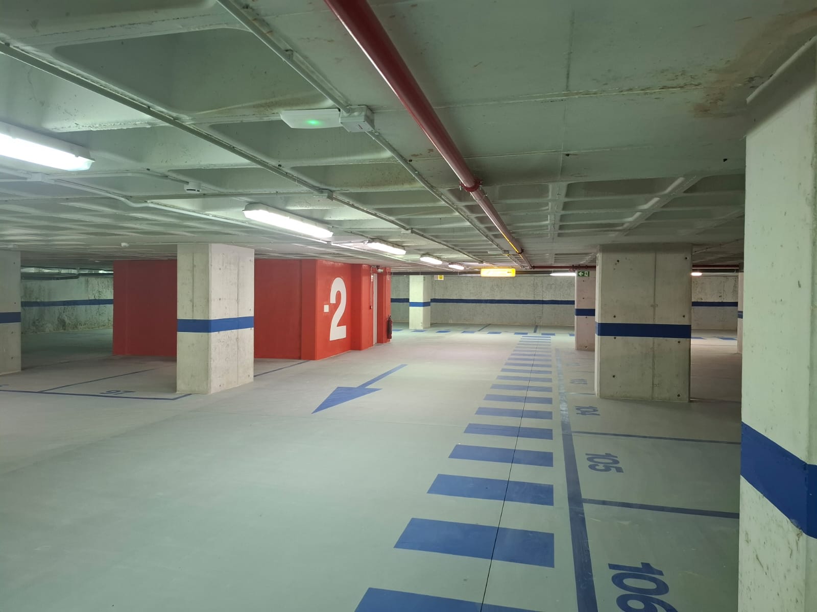 Obres de l'aparcament pràcticament finalitzades amb la pintura i senyalització conclosa