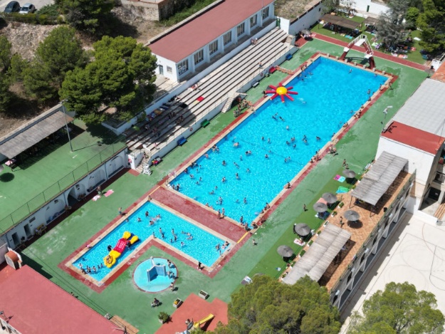 Vista aérea de la Piscina Municipal José Trenzano