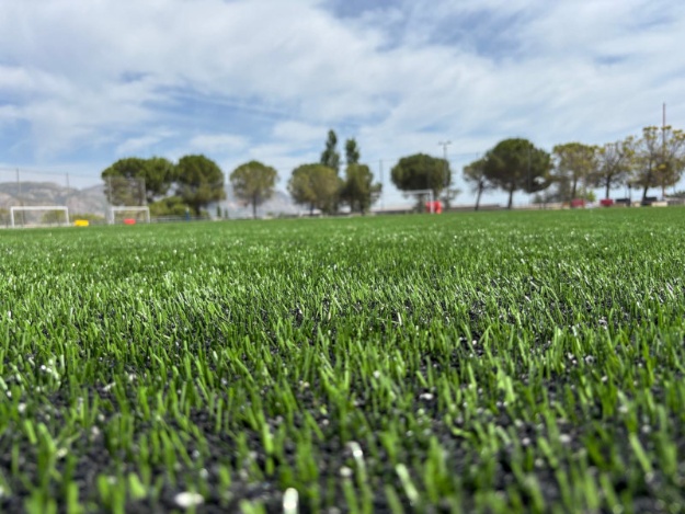 Campo Manuel Moreno con el nuevo césped