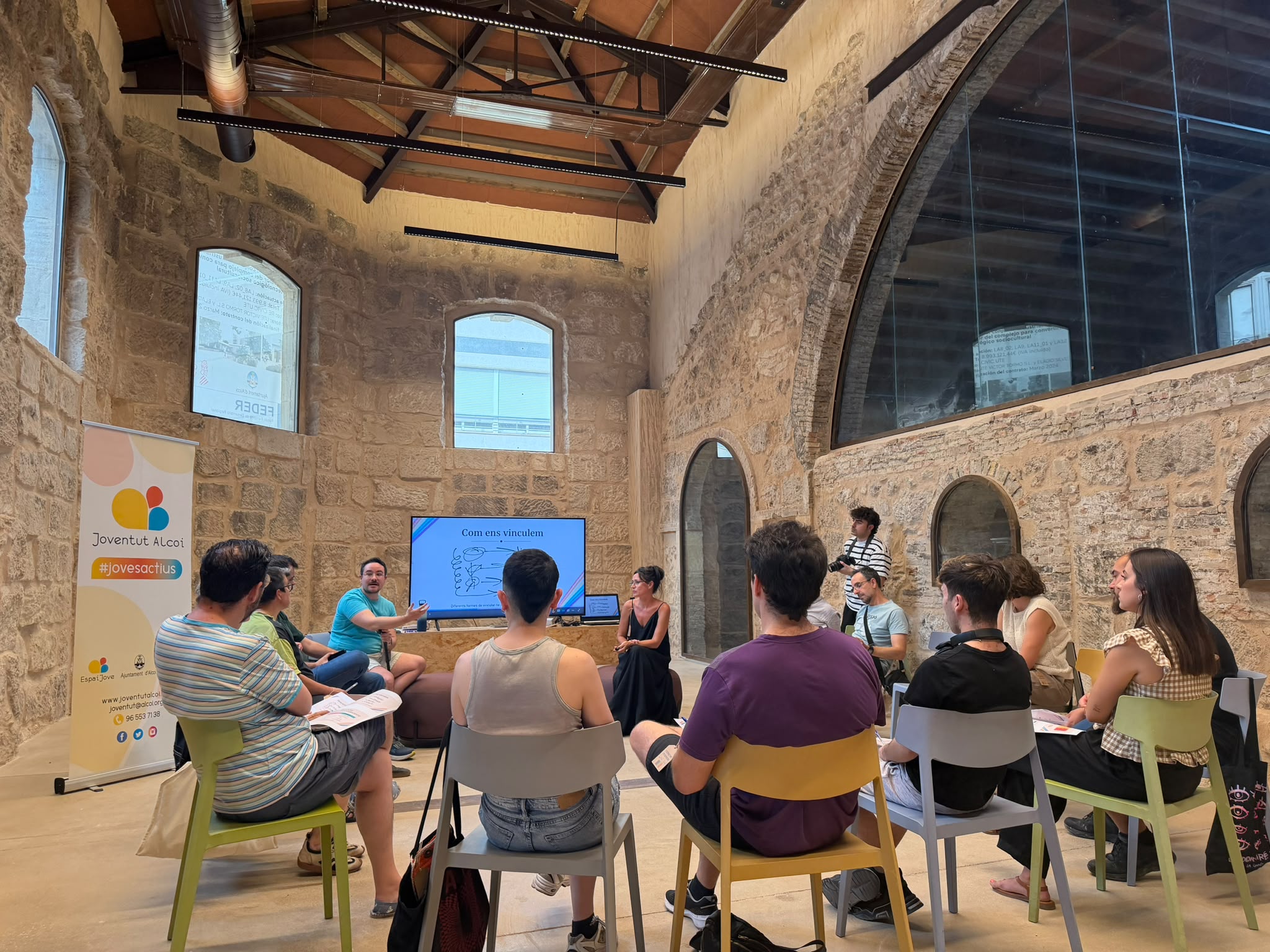 Jornada formativa del cicle "Trenquem etiquetes"