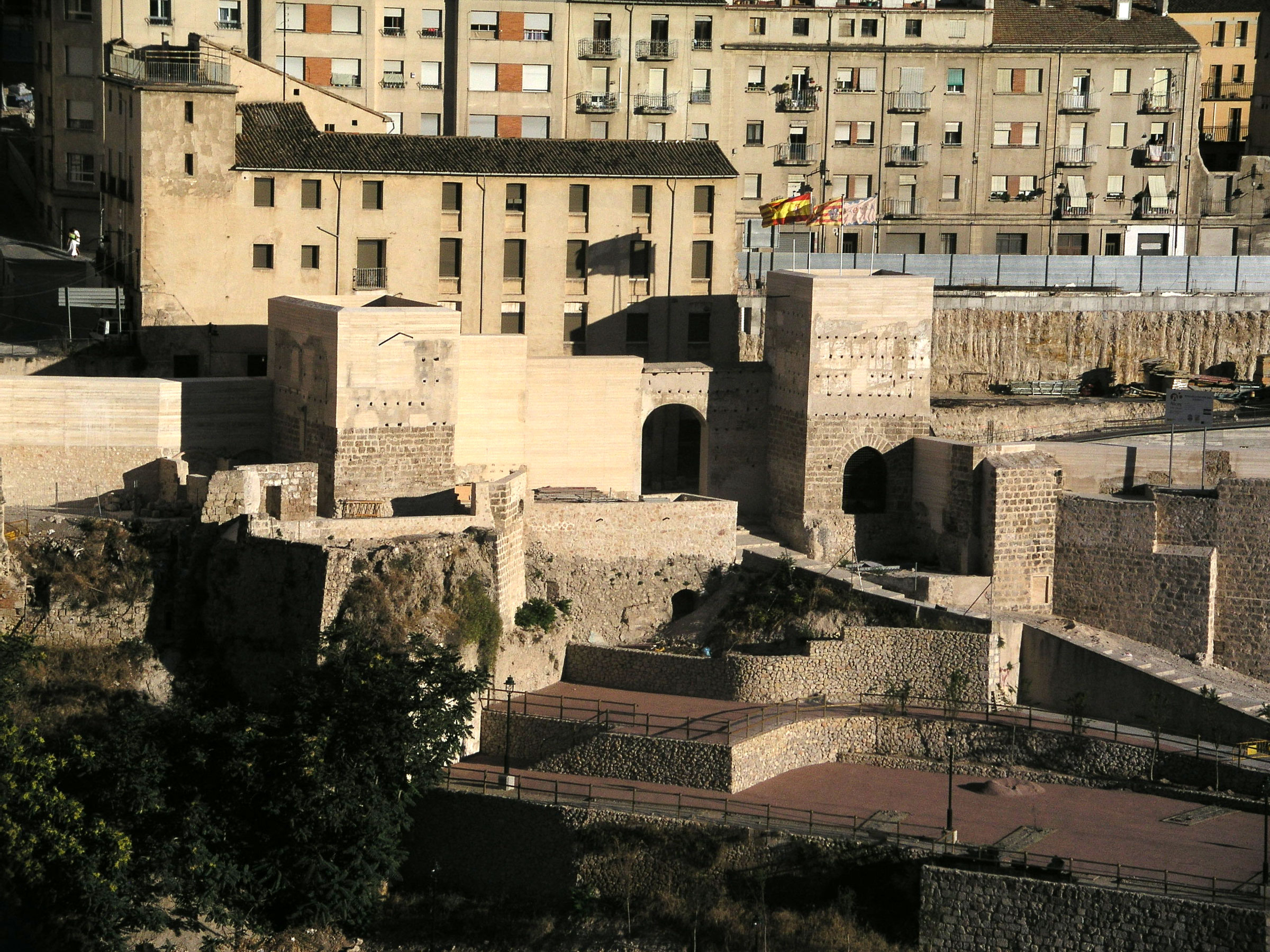 Torre-portal de Riquer i torre de N’Aíça (s. XIV). Alcoy