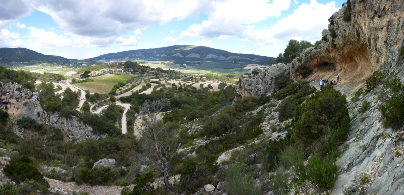 Panorámica de la partida de La Canal y del Barranc de la Cova Foradada.