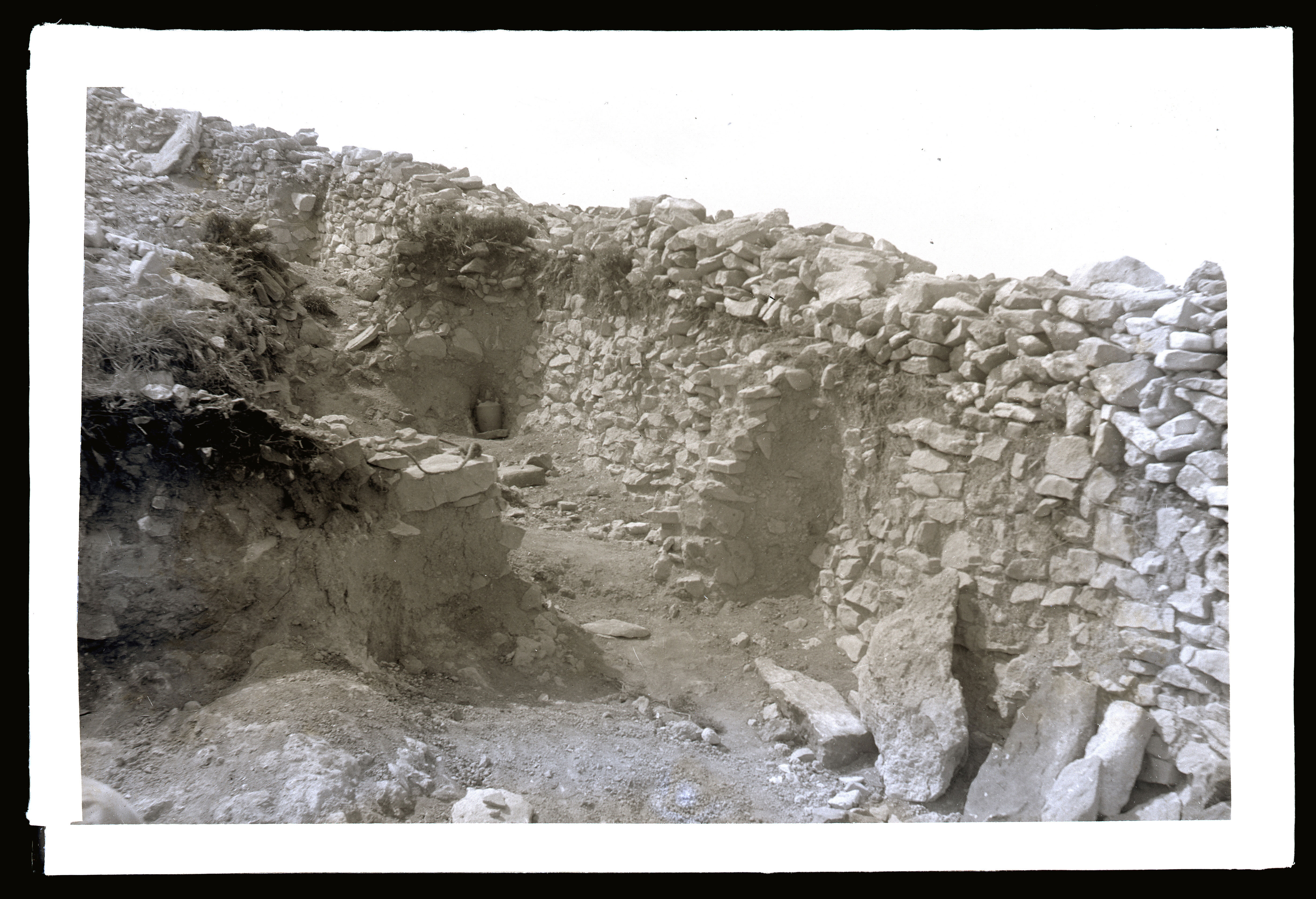 Excavacions en La Mola Alta de Serelles (1924-1926)