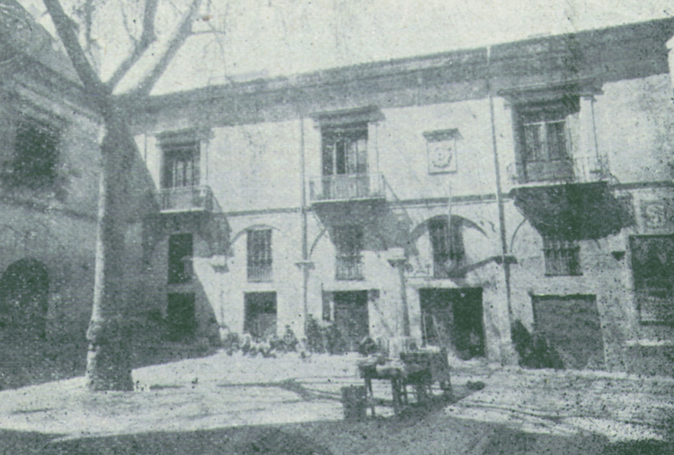 La Casa de la Vila en una fotografia de la 'Guía de Alcoy' de 1925