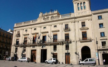 Fachada del Ayuntamiento de Alcoy