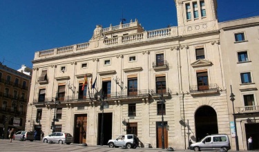 Façana de l'Ajuntament d'Alcoi