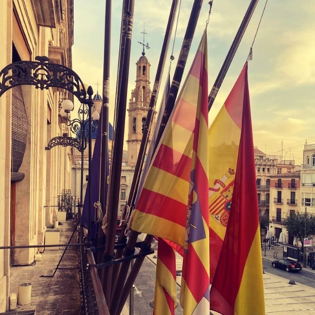 Banderas del Ayuntamiento a media asta