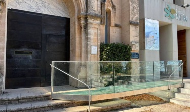Fachada rehabilitada de la ermita de la Font Roja