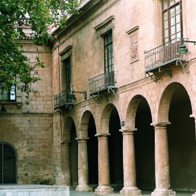 Façana del Museu Arqueològic Camilo Visedo