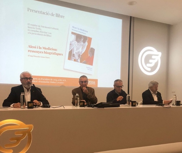 Ignacio Trelis, Àngel Beneito, Joan Lloret y Josep Lluís Santonja en la presentación del libro
