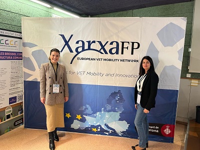 La directora de Promoció Econòmica i Mobility Manager (dreta) Magui Candela i la Tècnic d'Ocupació i Formació, Laia Montava (esquerra)