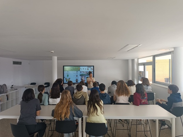 Clase d'educació ambiental