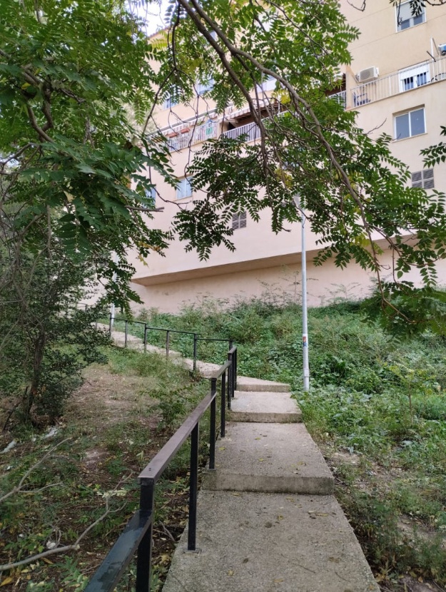 Escala que uneix els carrers Sant Joan de Ribera i Penàguila