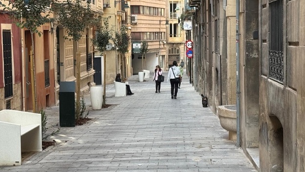 Carrer Sant Josep una vegada finalitzades les obres de repavimentació