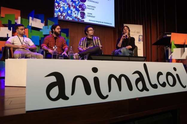 Una de les conferències d'Animalcoi