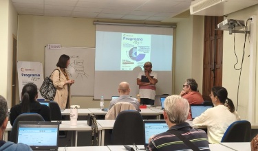 La concejala Aroa Mira en el curso destinado a personas mayores de 45 años