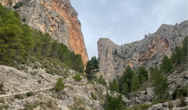 Panorámica de acceso al Barranc del Cint