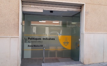 Entrada al departament de Polítiques Inclusives