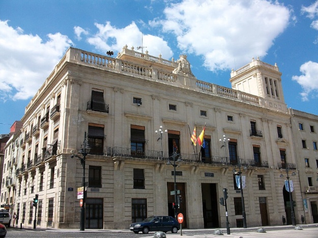 Façana de l'Ajuntament d'Alcoi