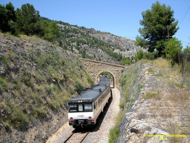 Tren de la línea Alcoi-Xátiva