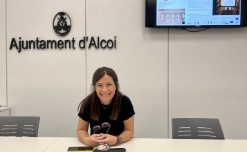 Lorena Zamorano en roda de premsa