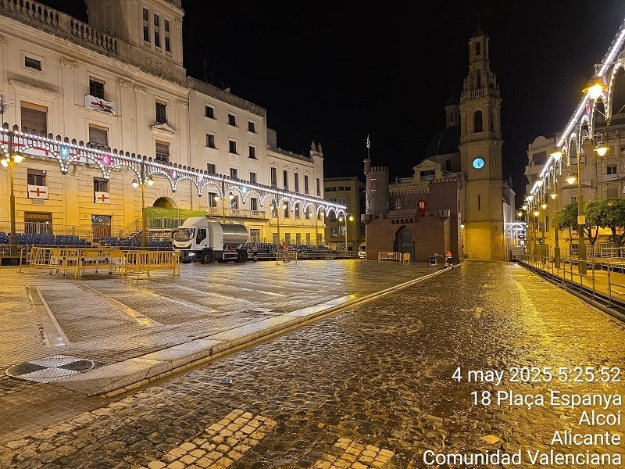 Plaça Espanya servicio de limpieza nocturno