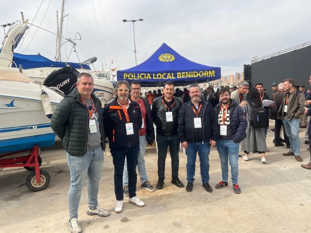 Raül Llopis i diferents tècnics en la jornada celebrada a Benidorm