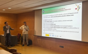 Toni Francés i Pedro Ramiro durant la seua exposició