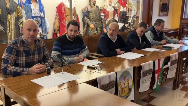 La Unió Musical presenta su concierto junto al concejal de fiestas y el presidente de la ASJ
