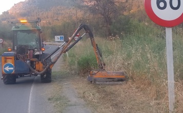 neteja i desbrossament a les carreteres municipals