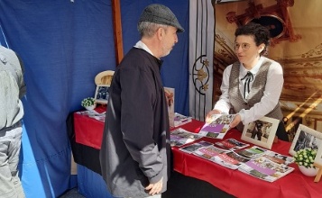 Stand d'Alcoi en la Fira Modernista de Terrassa