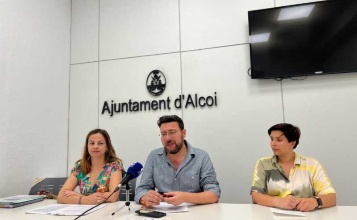 Àlex Cerradelo en rueda de prensa sobre la Escuela de Verano