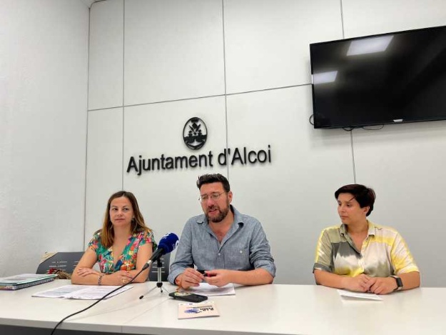 Àlex Cerradelo en roda de premsa sobre l'Escola d'Estiu