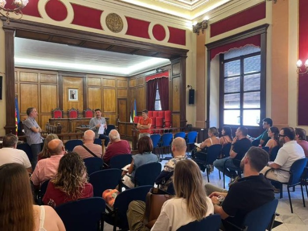 Reunió de preparació de la temporada comercial setembre-desembre de 2026