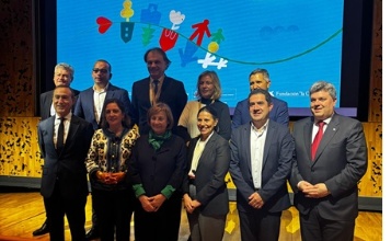 L' Alcalde Toni francés en el Congrés Ciutats Amigues de la Infància
