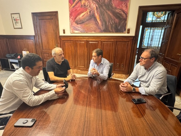 Alcalde i regidor de festes en president i vicepresident ASJ