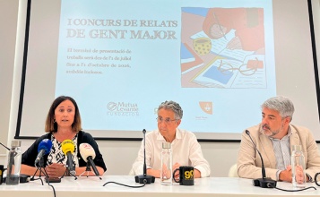 Aroa Mira, Pepe Jordá i Pablo de Gracia en roda de premsa