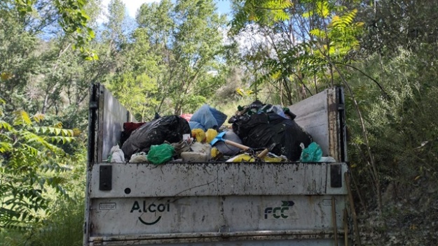 Camió ple amb els residus recollits