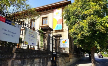 Façana del Centre Cervantes Jove (CCJ)