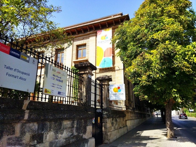 CENTRE CERVANTES JOVE CCJ