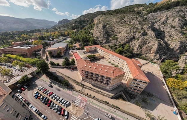 Vista aérea del Colegio San Vicente de Paúl y El Romeral