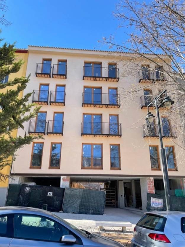 Façana de l'edifici de Sant Mateu 102