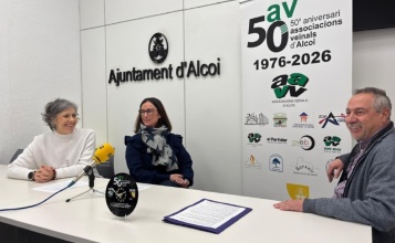 Elia Llinares, Aroa Mira i Juan Moncho en roda de premsa